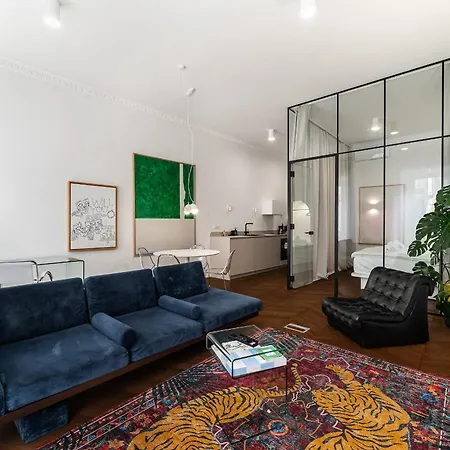 Swanky Residence, 4 Stars, Centre Lublana