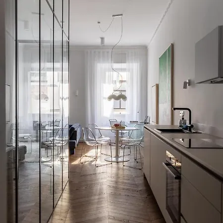 Swanky Residence, 4 Stars, Centre Daire Ljubljana